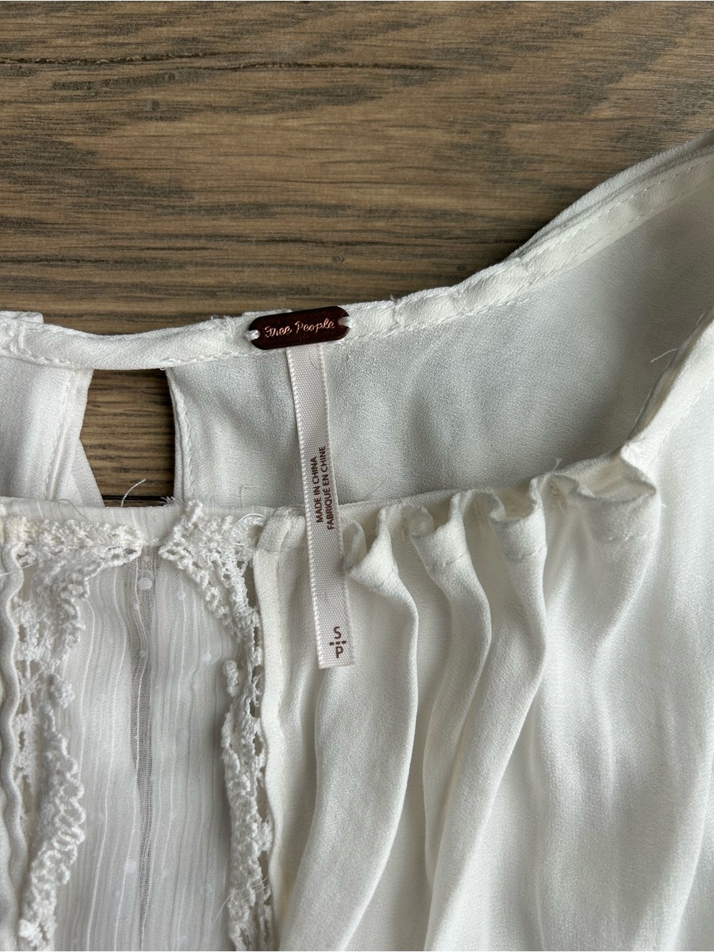 Free People White Peasant Blouse - Lightweight Long Sleeve Top - Picture 5 of 7
